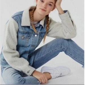 BDG Urban Outfitters Sherpa Trucker Denim Jean Jacket Two to Tango NWT